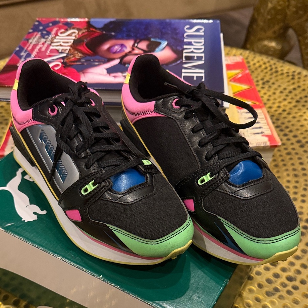 Puma Women's Black, Pink, and Green Sneakers